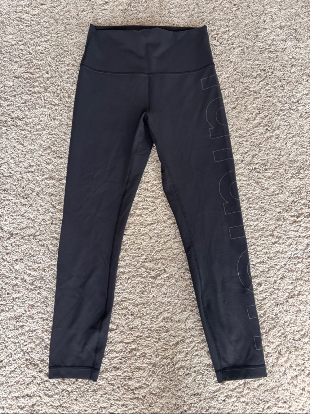Lululemon Wunder Train size 8
